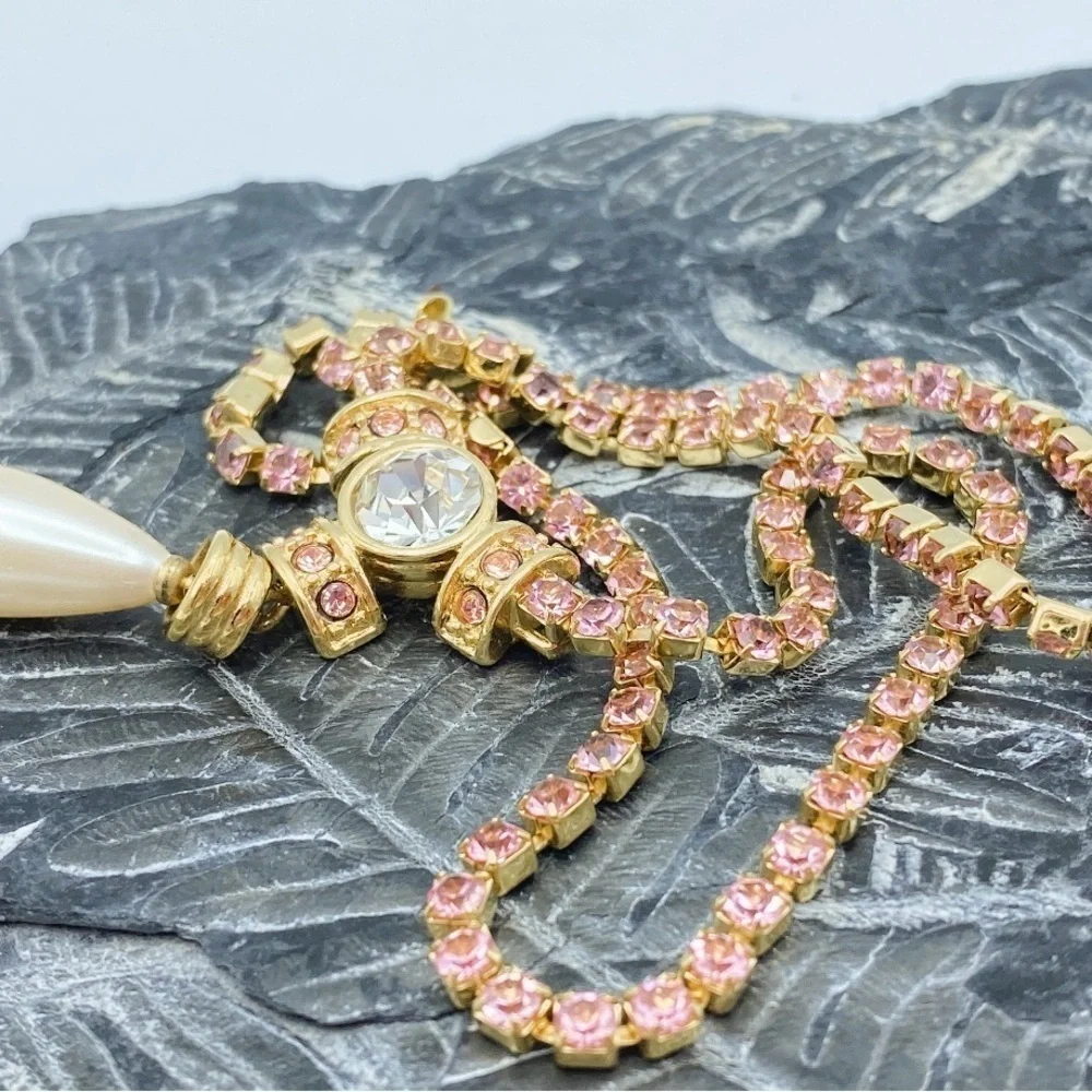 Elegant Gold and Pink Crystal Necklace